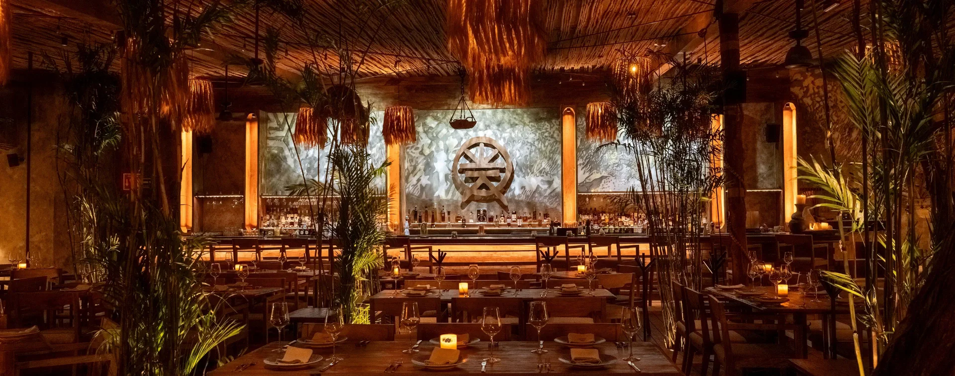 The bar of Bak' in Tulum