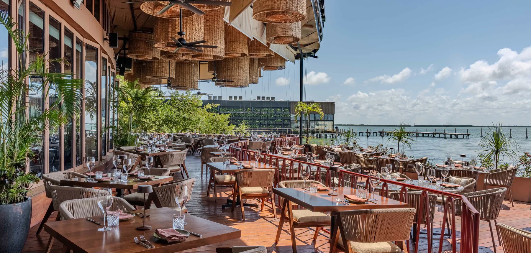 The terrace of Porfirio's Cancún over the lagoon